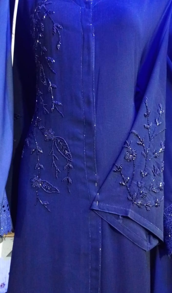 Elegant handwork abaya